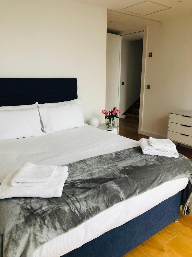 Luxury 2 Bedroom Apartment 20 Min From Central London Eksteriør bilde